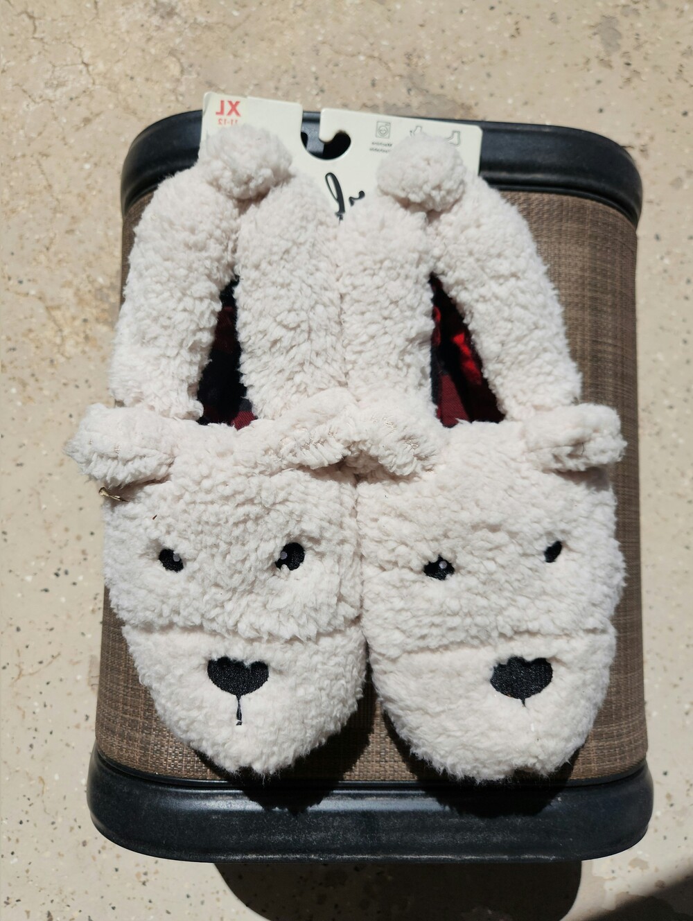 Dearfoams Cream Plush Slip-On Loafers - Xlarge